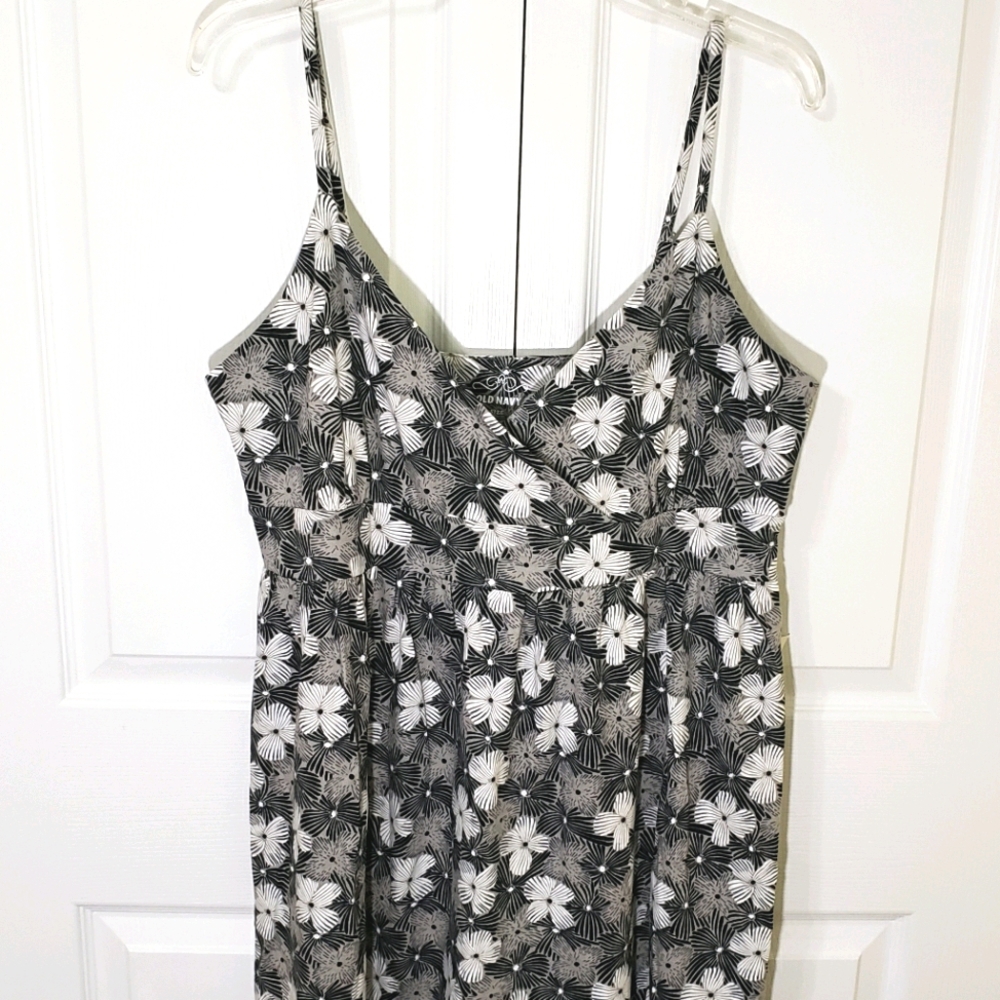 Old Navy NWT floral print sun dress XL